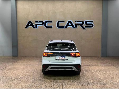 2025-Volkswagen-T-Cross-10-TSI-Life-Auto_4