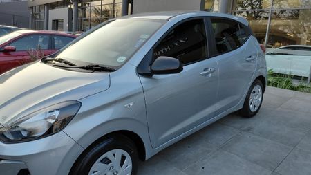 2025-Hyundai-Grand-i10-10-Motion_4