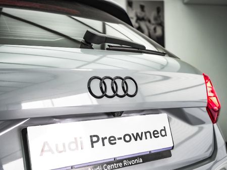 2026-Audi-Q2-35TFSI-Black-Edition_23
