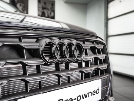 2026-Audi-Q2-35TFSI-Black-Edition_5