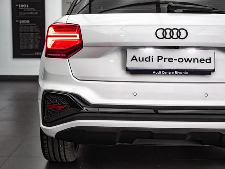 2026-Audi-Q2-35TFSI-Black-Edition_21