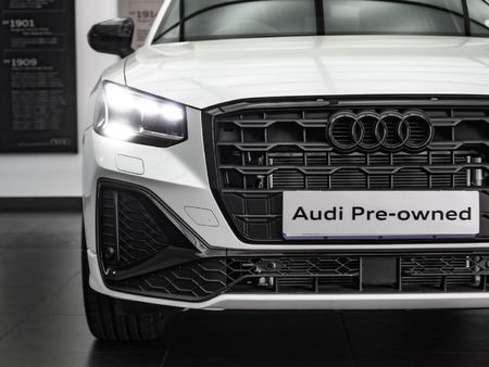 2026-Audi-Q2-35TFSI-Black-Edition_6