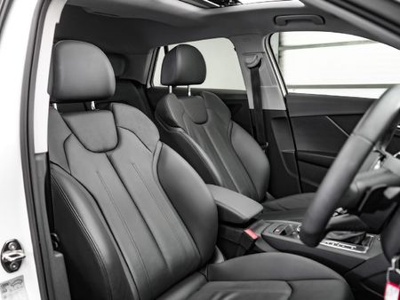 2024-Audi-Q2-35TFSI-Black-Edition_10