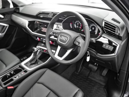2026-Audi-Q3-14-TFSI-Auto-35-TFSI_12