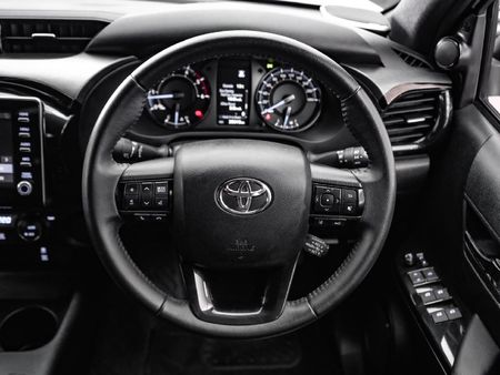 2024-Toyota-Hilux-28-GD-6-Raised-Body-Legend-RS-Auto-Double-Cab_13