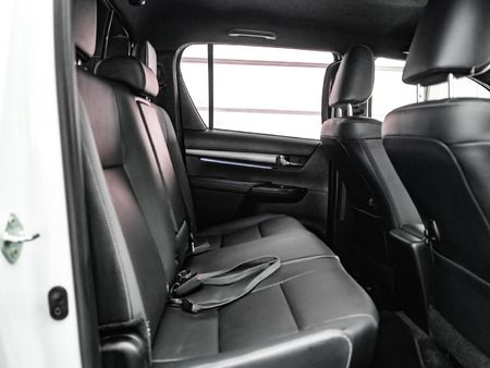 2024-Toyota-Hilux-28-GD-6-Raised-Body-Legend-RS-Auto-Double-Cab_19