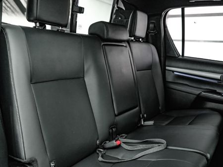2024-Toyota-Hilux-28-GD-6-Raised-Body-Legend-RS-Auto-Double-Cab_20