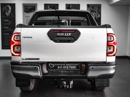 2024-Toyota-Hilux-28-GD-6-Raised-Body-Legend-RS-Auto-Double-Cab_23