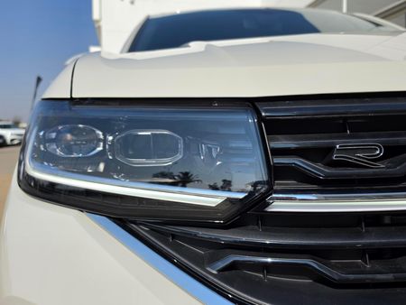 2026-Volkswagen-T-Cross-10-TSI-R-Line-Auto_9