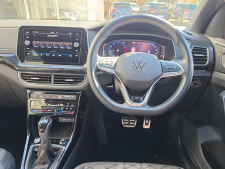 2025-Volkswagen-T-Cross-10-TSI-R-Line-Auto_15