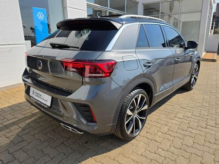 2026-Volkswagen-T-Roc-20-TSI-4M-R-Line-Auto_9