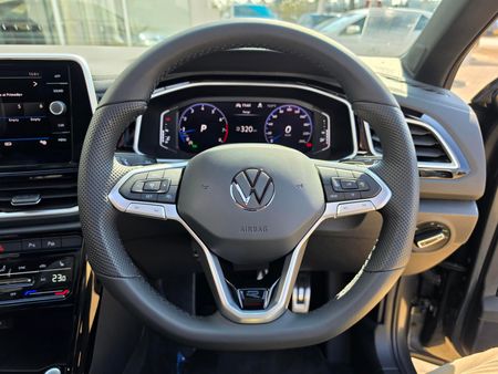 2026-Volkswagen-T-Roc-20-TSI-4M-R-Line-Auto_19