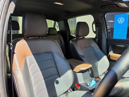 2025-Volkswagen-Amarok-20-BiTDI-154kW-4Motion-Panamericana-Auto-Double-C_12