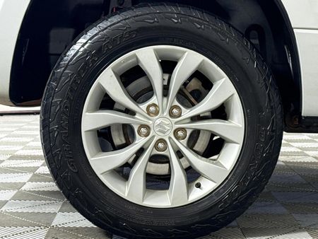2014-Suzuki-Grand-Vitara-24-Dune_7