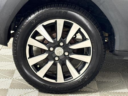 2014-Toyota-Etios-Cross-15-XS-5-dr_7