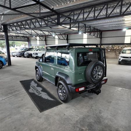 2022-Suzuki-Jimny-15-GLX_5