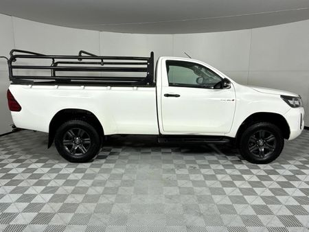 2022-Toyota-Hilux-24-GD-6-Raider-4x4-Auto-Single-Cab_14