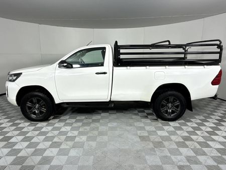 2022-Toyota-Hilux-24-GD-6-Raider-4x4-Auto-Single-Cab_16