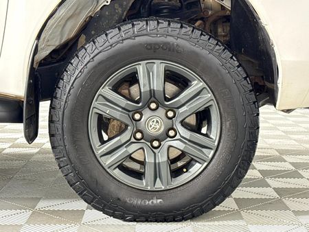 2022-Toyota-Hilux-24-GD-6-Raider-4x4-Auto-Single-Cab_3
