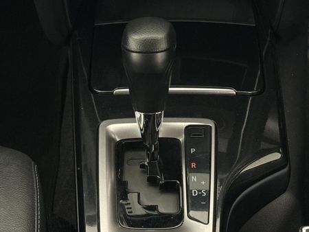 2024-Toyota-Fortuner-24-GD-6-RB-Auto_10