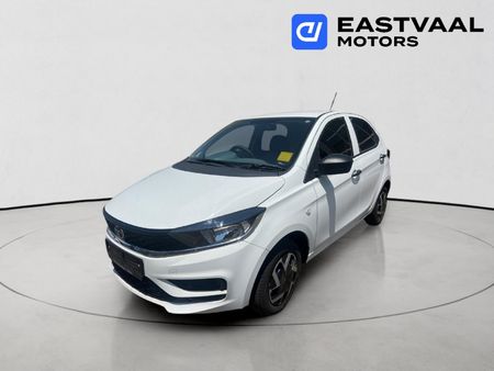 2025-TATA-Tiago-12-XM_2