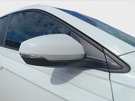 2025-Volkswagen-Polo-10-TSI_9