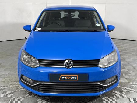 2015-Volkswagen-Polo-GP-12-TSI-Comfortline-66kW_14