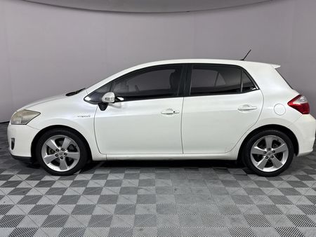 2012-Toyota-Auris-180-XR-HSD_19