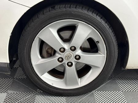 2012-Toyota-Auris-180-XR-HSD_4