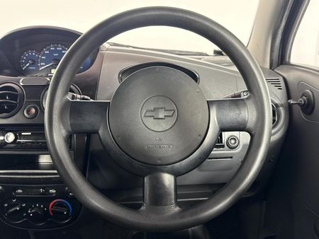 2011-Chevrolet-Spark-Lite-L_12