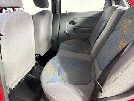 2011-Chevrolet-Spark-Lite-L_3