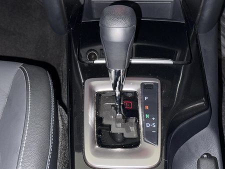 2024-Toyota-Fortuner-24-GD-6-RB-Auto_10