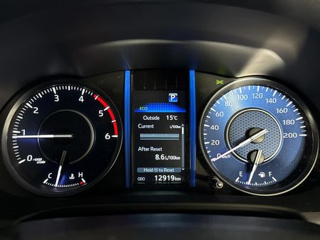 2024-Toyota-Fortuner-24-GD-6-RB-Auto_2