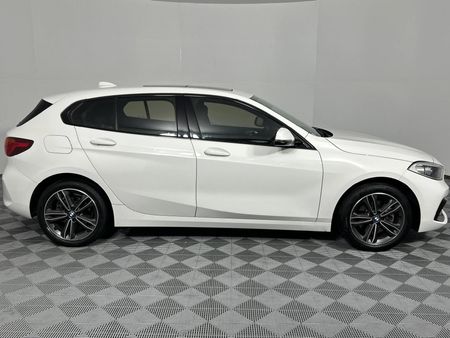 2020-BMW-1-Series-118i-Sport-Line_17