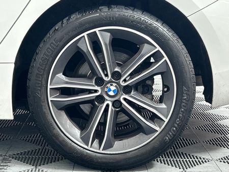 2020-BMW-1-Series-118i-Sport-Line_6