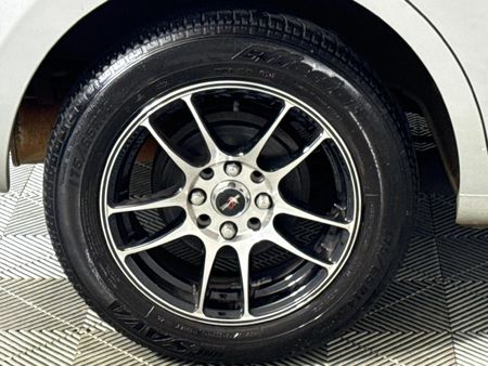 2011-Nissan-Micra-12-Acenta-5-dr_6