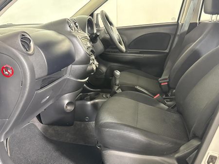 2011-Nissan-Micra-12-Acenta-5-dr_8