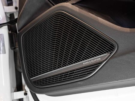 2024-Audi-S5-30-TFSI-quattro-Auto_10