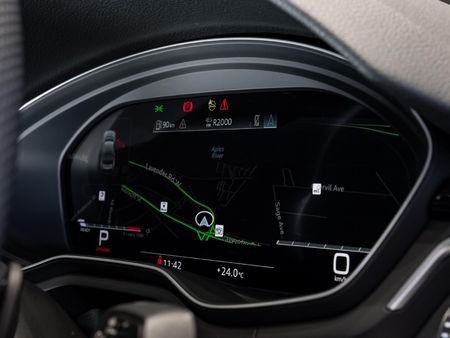 2024-Audi-S5-30-TFSI-quattro-Auto_11
