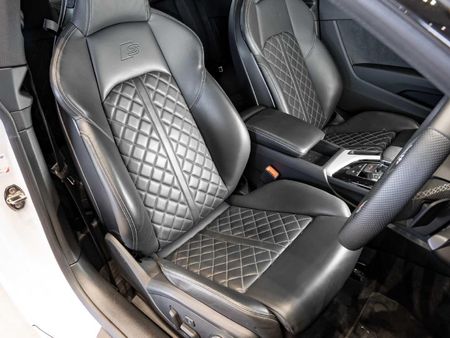 2024-Audi-S5-30-TFSI-quattro-Auto_19
