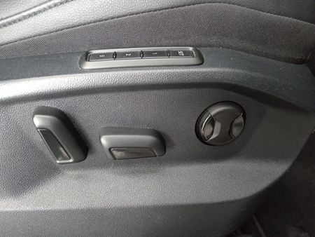 2023-Volkswagen-Tiguan-14-TSI-Life-DSG-Auto-110kW_13