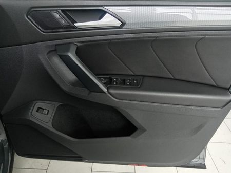 2023-Volkswagen-Tiguan-14-TSI-Life-DSG-Auto-110kW_14