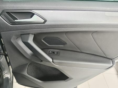 2023-Volkswagen-Tiguan-14-TSI-Life-DSG-Auto-110kW_19