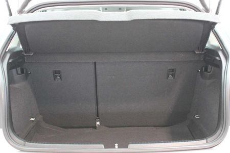 2025-Volkswagen-Polo-10-TSI-Life-Auto-DSG_9
