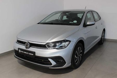 2025-Volkswagen-Polo-10-TSI-Life-Auto-DSG_2