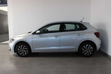 2025-Volkswagen-Polo-10-TSI-Life-Auto-DSG_3