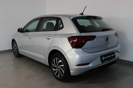 2025-Volkswagen-Polo-10-TSI-Life-Auto-DSG_4