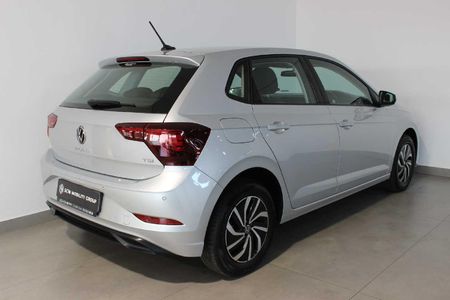 2025-Volkswagen-Polo-10-TSI-Life-Auto-DSG_6