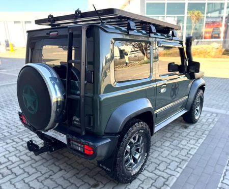 2022-Suzuki-Jimny-15-GLX-Auto_11