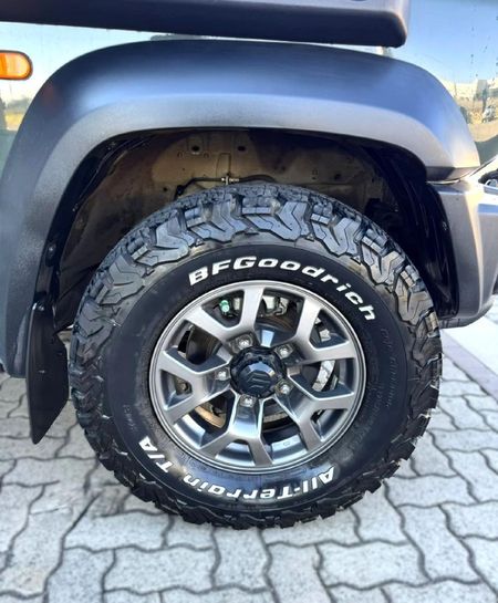 2022-Suzuki-Jimny-15-GLX-Auto_13